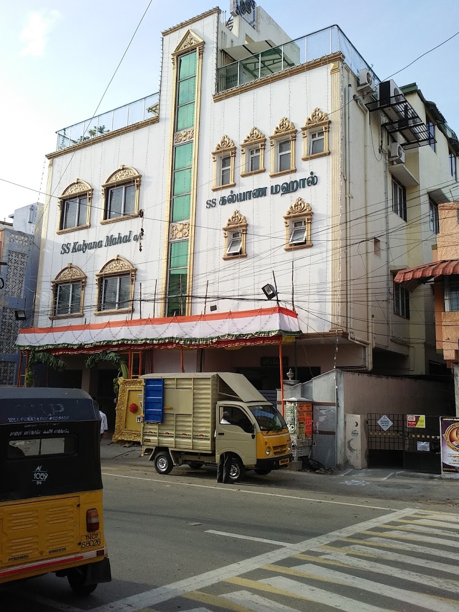 SS Kalyana Mahal — Banquet Hall in T Nagar, Chennai (on-site parking, in-house decoration, DJ permitted, bar service available)