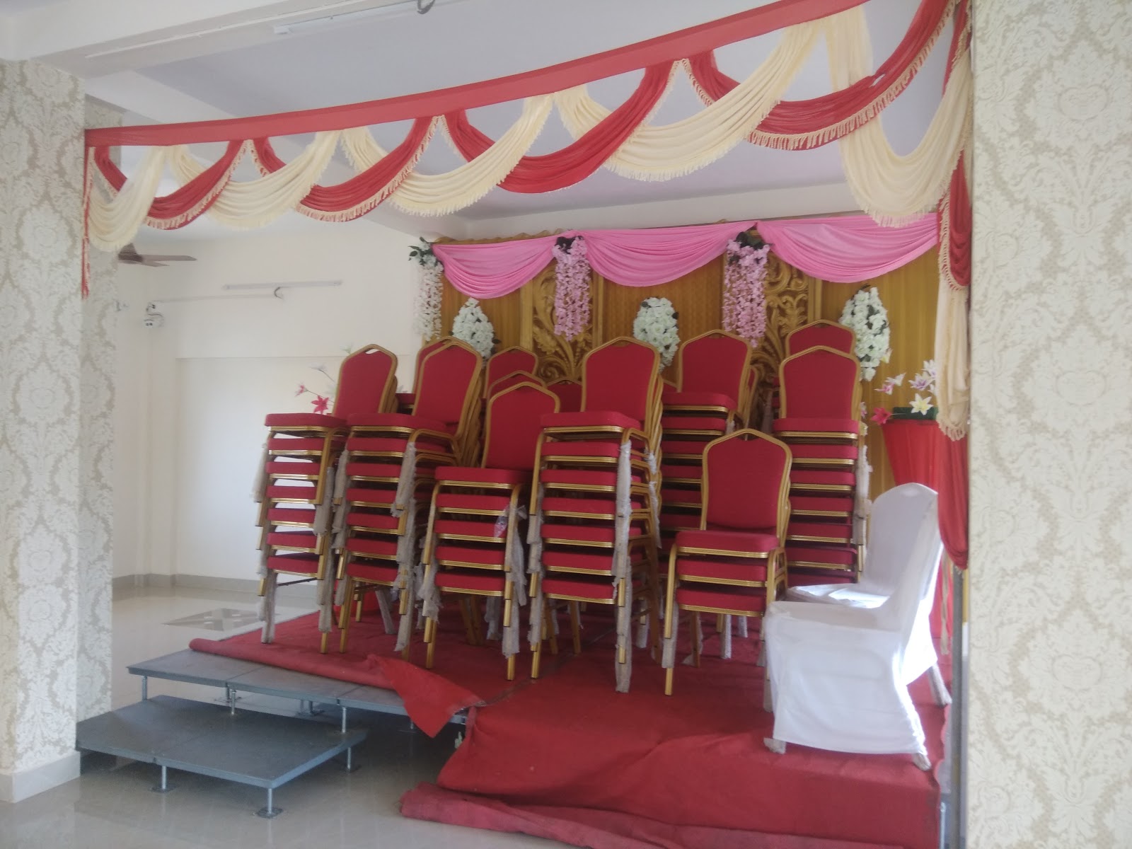 Sri Anantham Mini Hall — Banquet Hall in Urapakkam, Chennai (on-site parking, in-house decoration, bar service available, 100–200 guest capacity) — photo 2