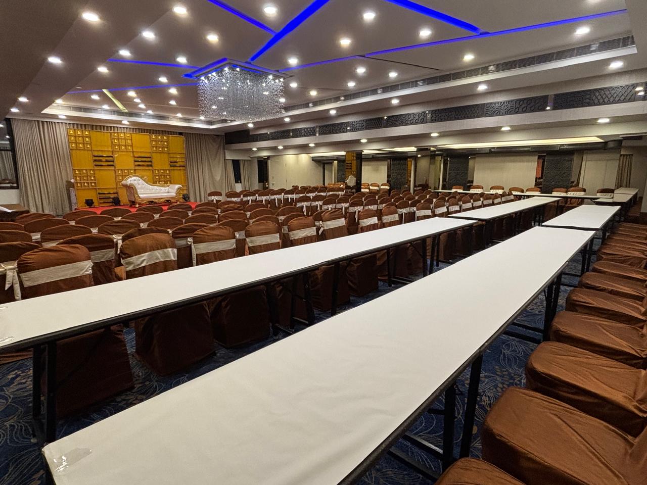 Madharas Banquet Hall — Banquet Hall in T Nagar, Chennai (on-site parking, in-house decoration, outside catering allowed, bar service available) — photo 4