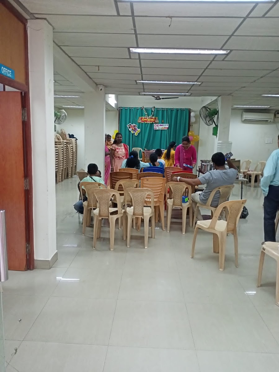 Madhura Murali Party Hall — Banquet Hall in Nanganallur, Chennai (on-site parking, in-house decoration, bar service available, 100–150 guest capacity) — photo 2