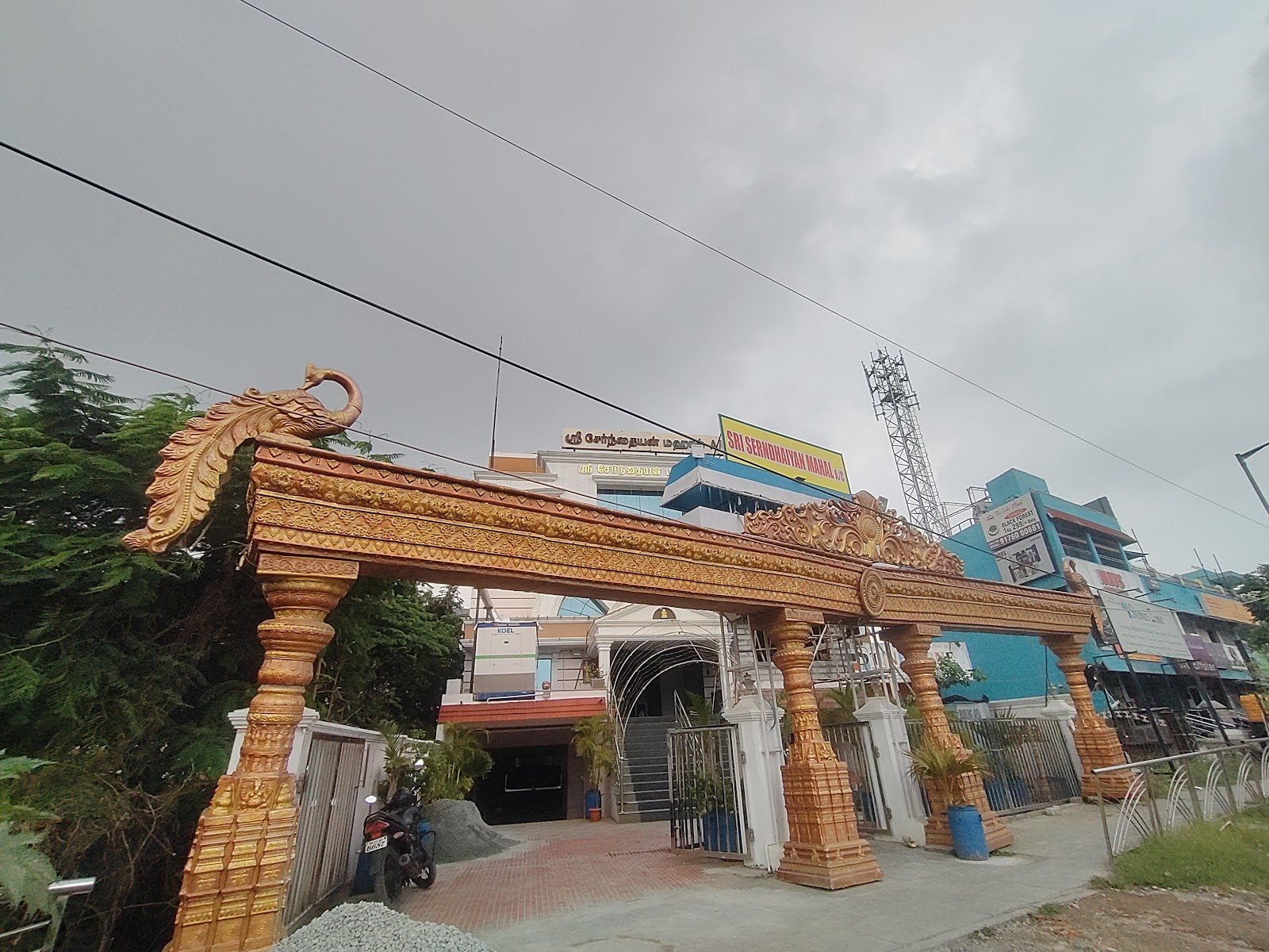 Sri Serndhaiyan Mahal AC — Banquet Hall in Lakshmipuram, Chennai (on-site parking, in-house decoration, outside catering allowed, bar service available) — photo 3