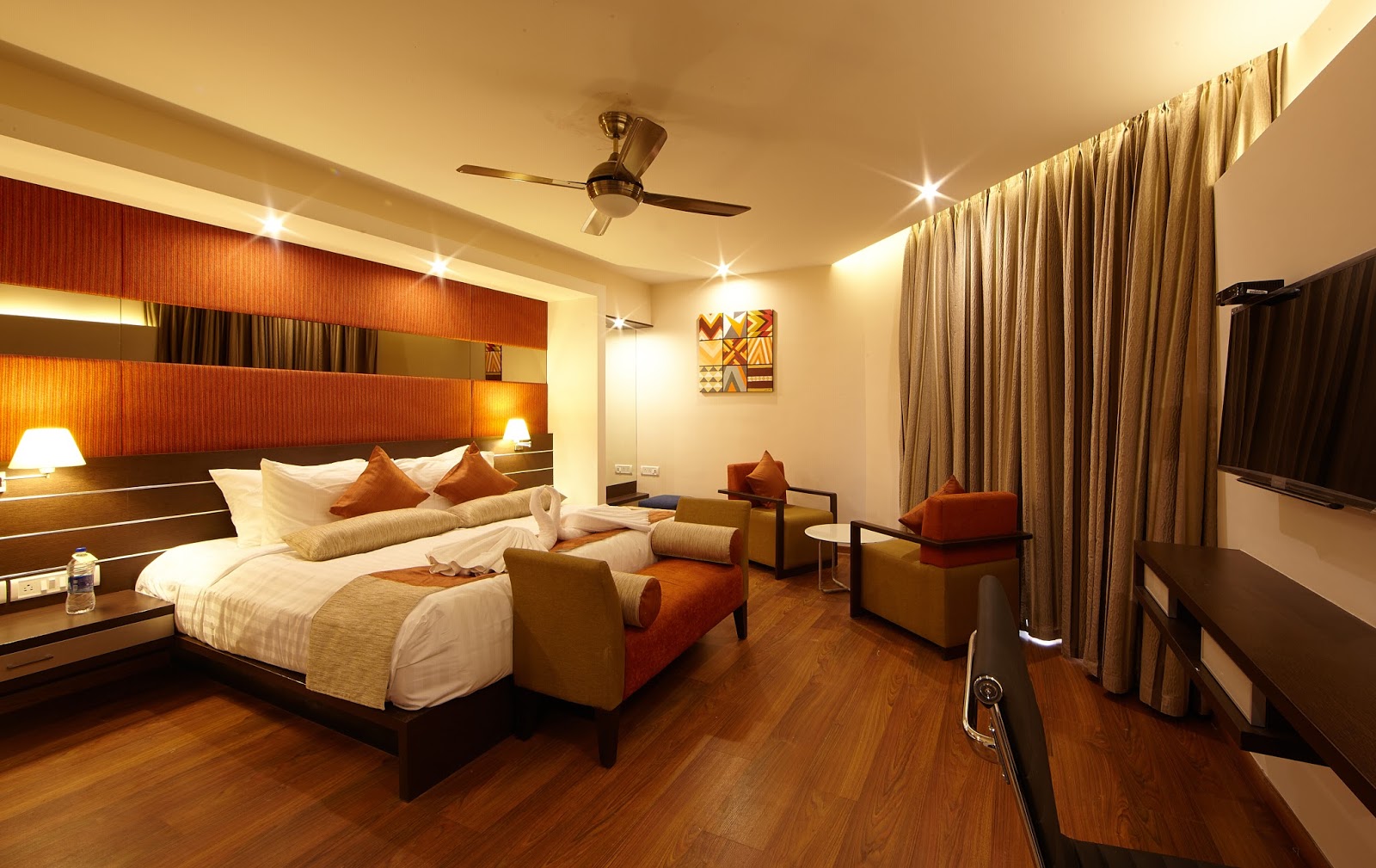 Golden Fruits Business Suites — Banquet Hall in Chennai (on-site parking, in-house decoration, outside catering allowed, bar service available)