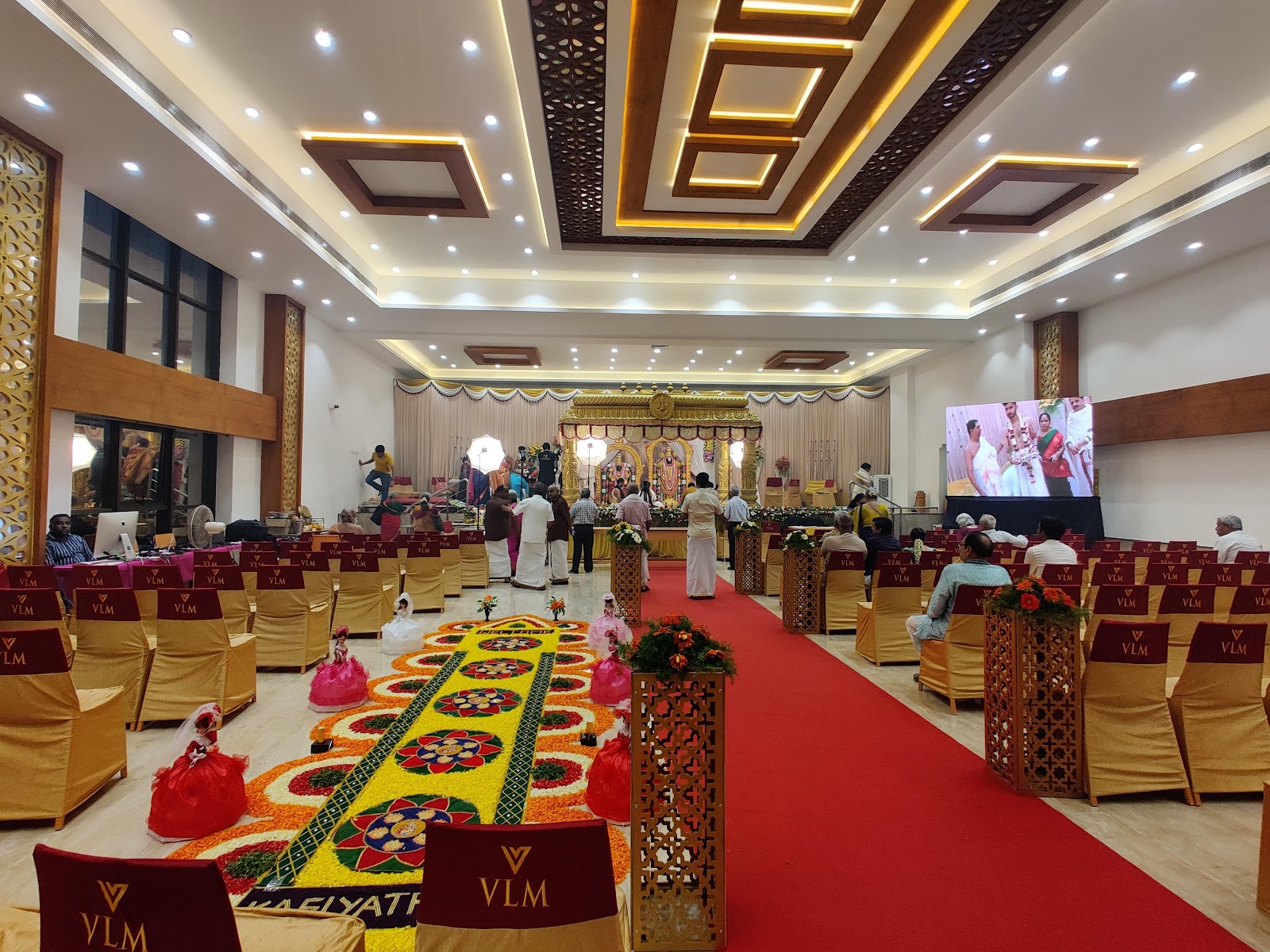 Venkatalakshmi Mahal — Banquet Hall in Kovilambakkam, Chennai (on-site parking, in-house decoration, DJ permitted, bar service available) — photo 2