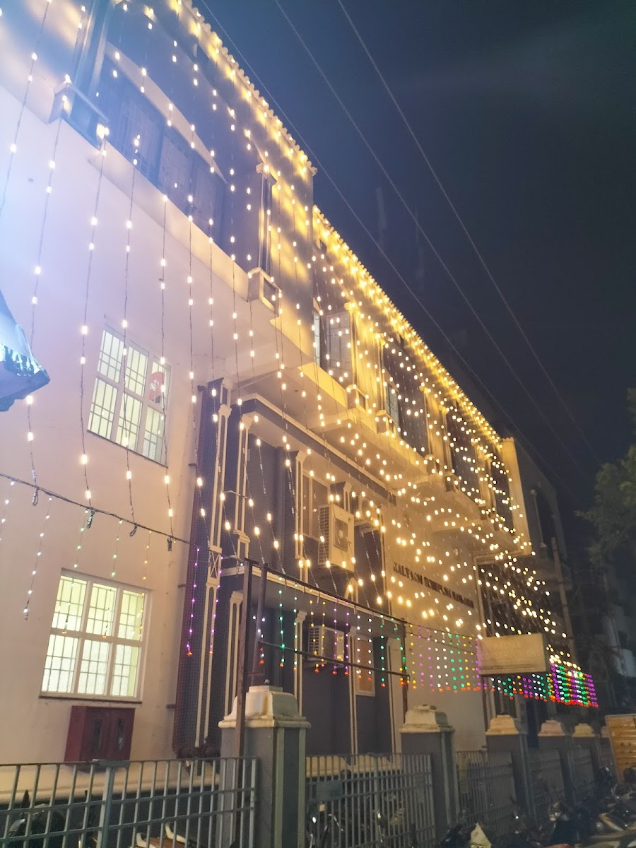 Kalyani Thirumana Manadapam — Banquet Hall in Valasaravakkam, Chennai (on-site parking, in-house decoration, DJ permitted, bar service available) — photo 3