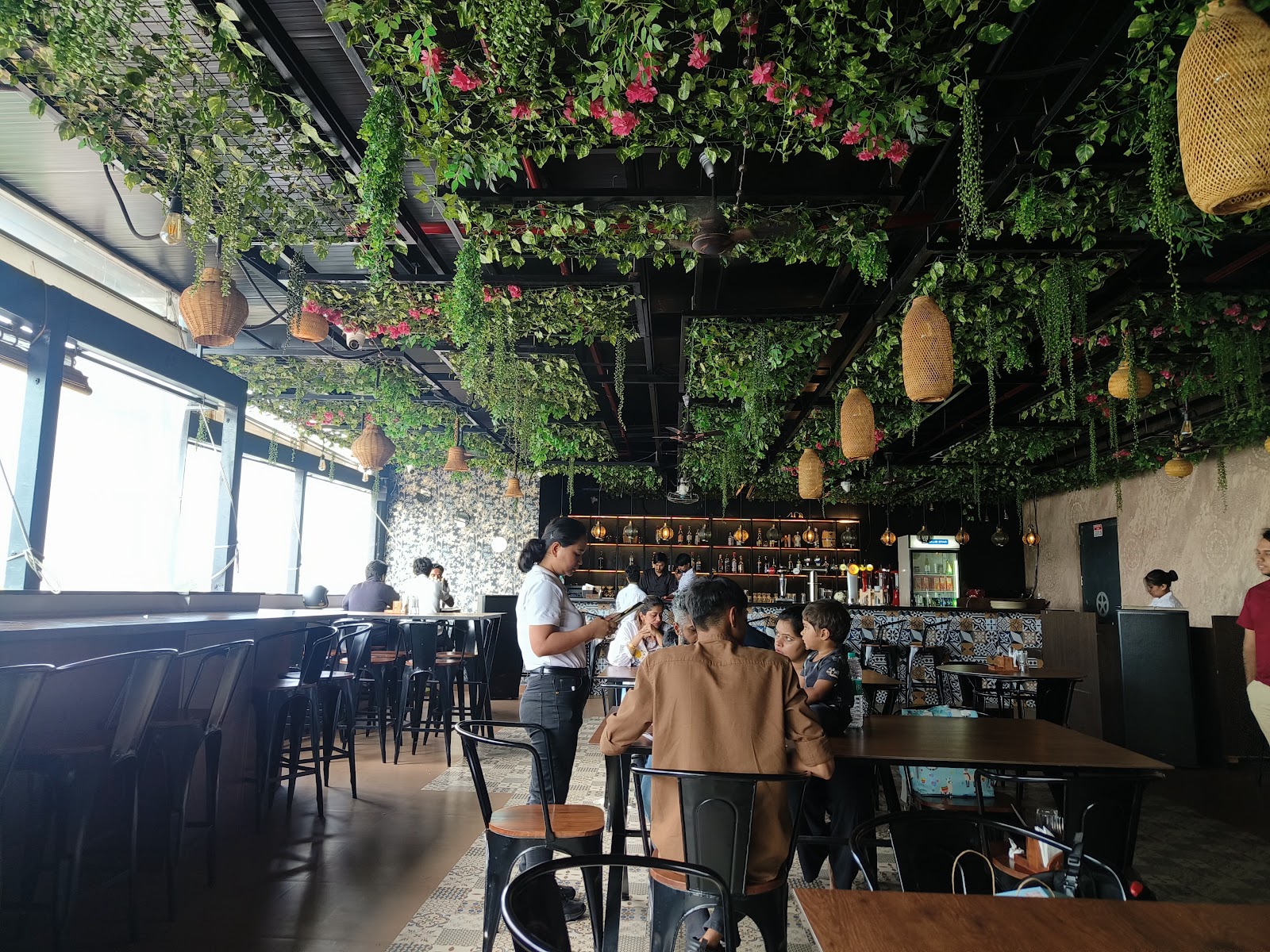 Barley Broo — Banquet Hall in Rajajinagar, Bangalore (on-site parking, in-house decoration, DJ permitted, bar service available) — photo 4