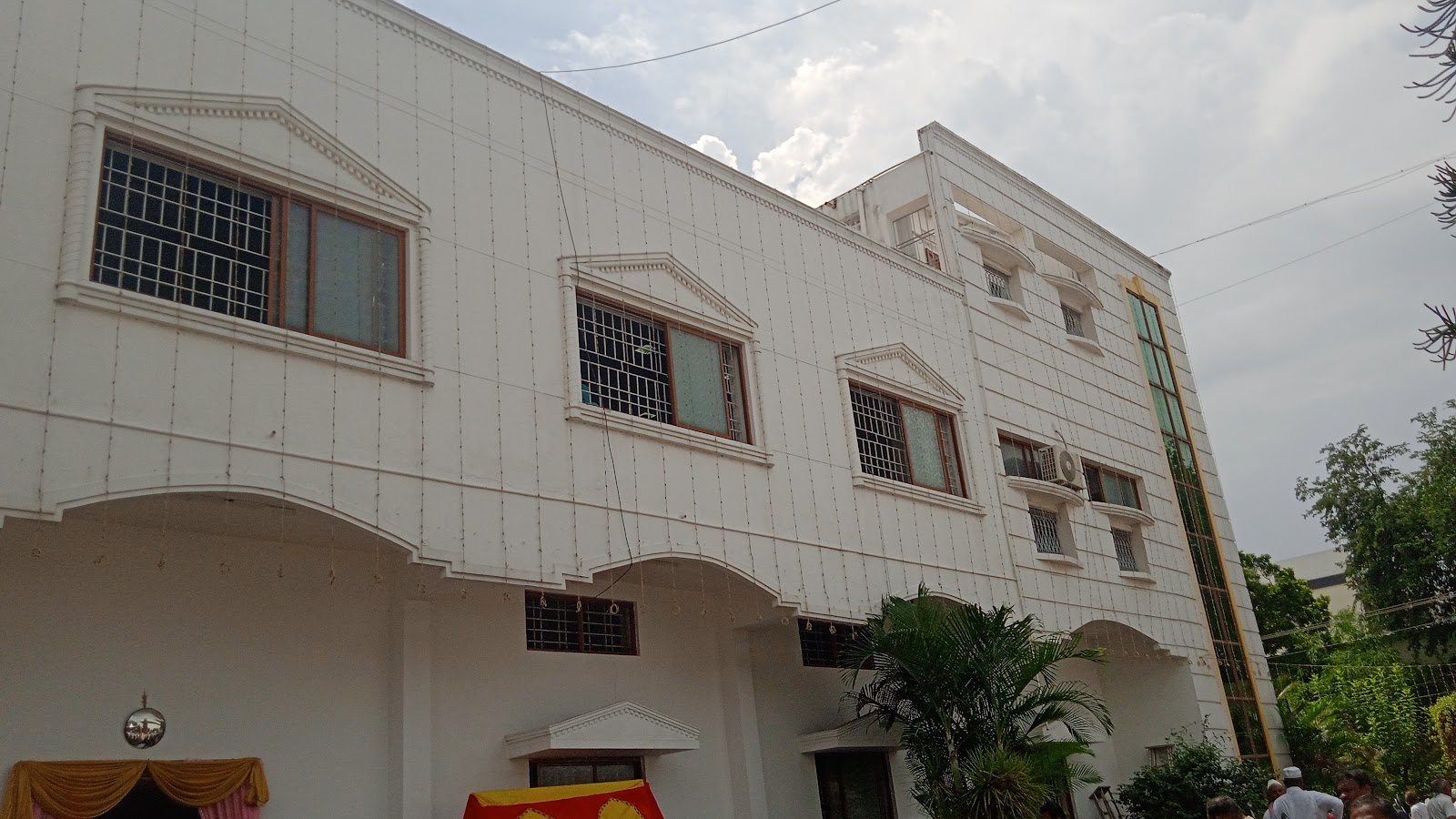 L Kandasamy Marriage Hall — Banquet Hall in Chennai (on-site parking, in-house decoration, DJ permitted, bar service available)