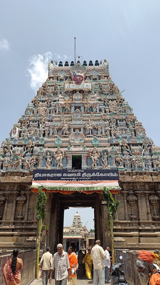 Vadivudai Amman Thirumana Maligai — Banquet Hall in Tondiarpet, Chennai (on-site parking, in-house decoration, bar service available, 500–750 guest capacity) — photo 4