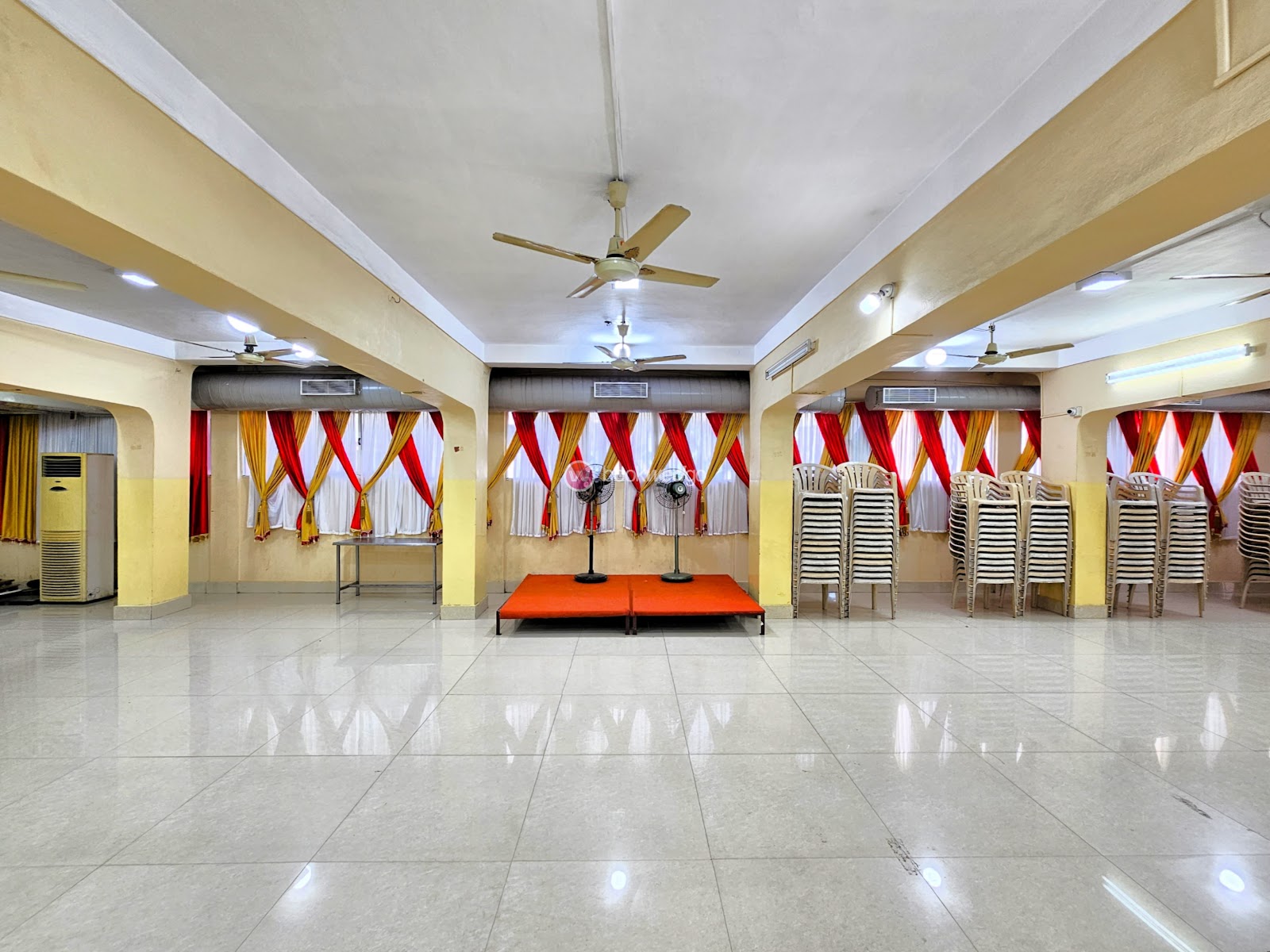 New MR Mahal — Banquet Hall in Mambalam, Chennai (on-site parking, in-house decoration, DJ permitted, bar service available)