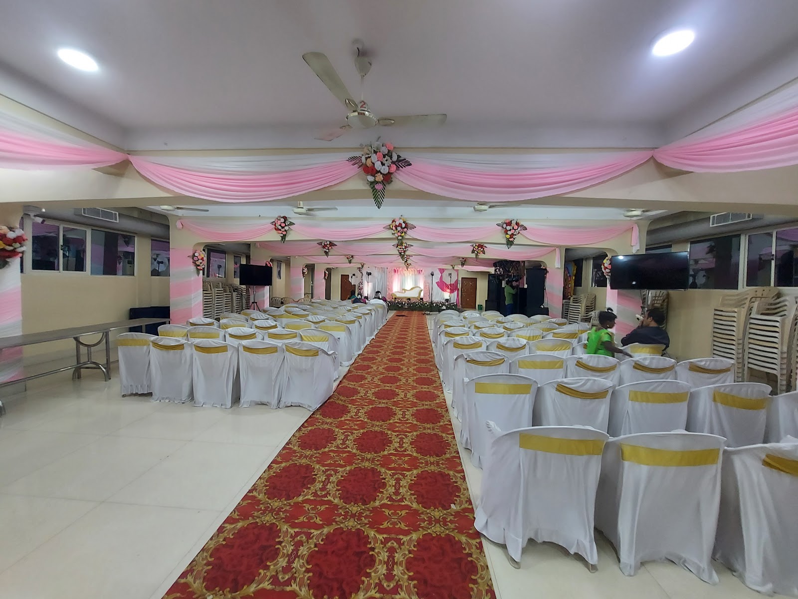 New MR Mahal — Banquet Hall in Mambalam, Chennai (on-site parking, in-house decoration, DJ permitted, bar service available) — photo 2