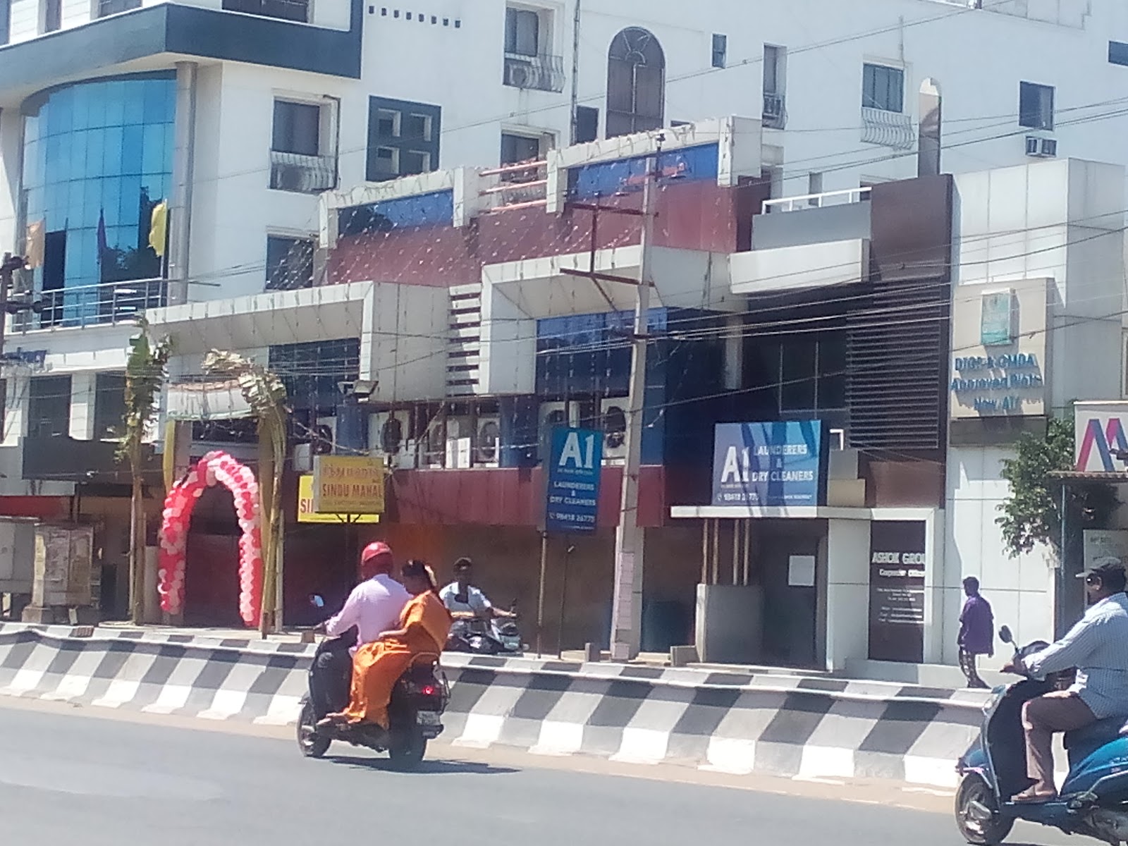 Sindu Mahal — Banquet Hall in Iyyapanthangal, Chennai (on-site parking, in-house decoration, bar service available, 250–400 guest capacity) — photo 3