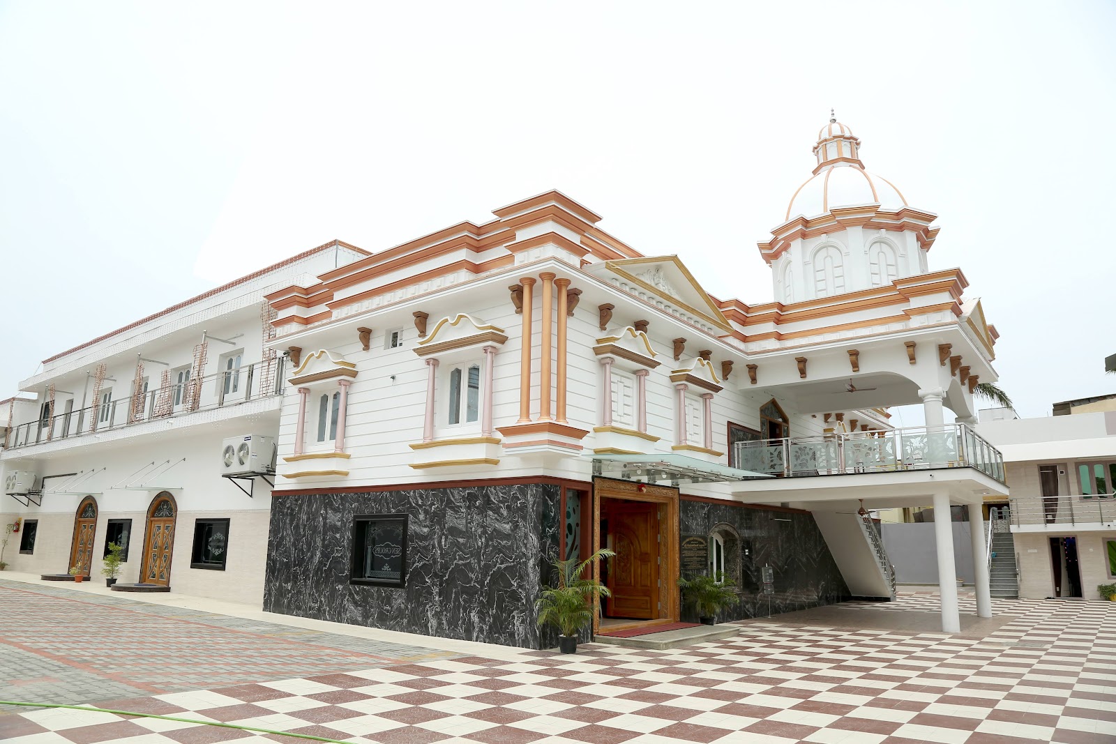 Sri Krishnaveni Mahal — Banquet Hall in Porur, Chennai (on-site parking, in-house decoration, outside catering allowed, DJ permitted) — photo 2