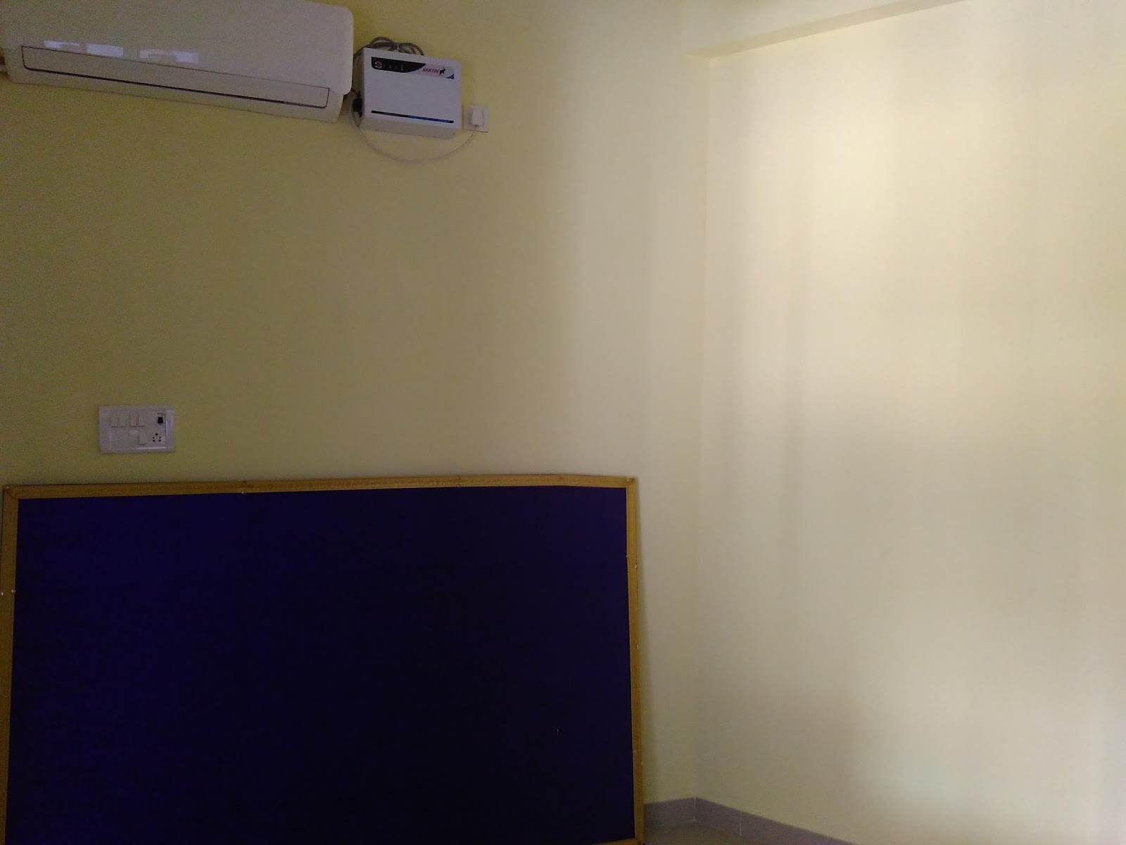 Shri Rajlakshmi Hall — Banquet Hall in Kolathur, Chennai (on-site parking, in-house decoration, outside catering allowed, bar service available)