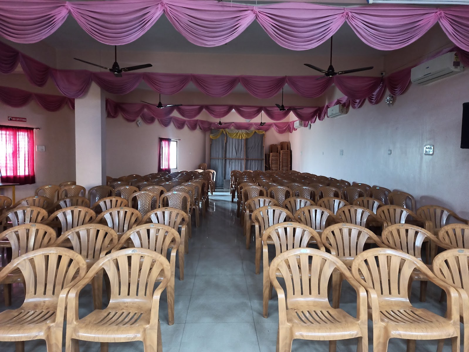 Shri Rajlakshmi Hall — Banquet Hall in Kolathur, Chennai (on-site parking, in-house decoration, outside catering allowed, bar service available) — photo 4