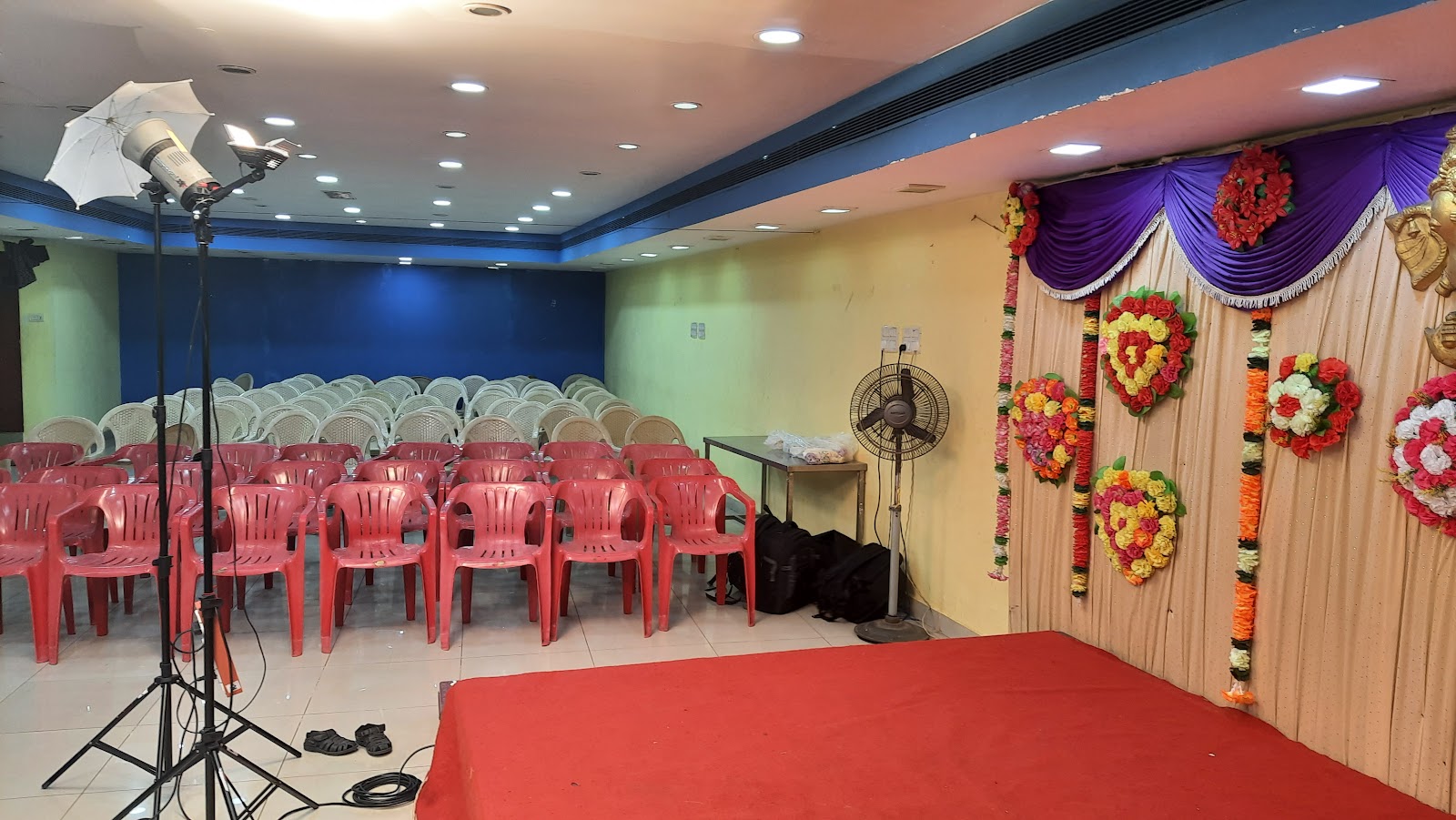 Anand Chandrasekhar Mini Hall — Banquet Hall in Mambalam, Chennai (on-site parking, in-house decoration, bar service available, 200–250 guest capacity) — photo 2