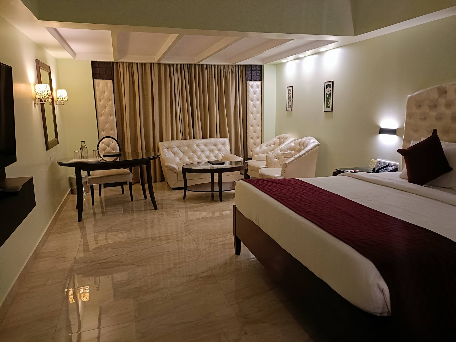 Quality Inn Sabari Grand — Banquet Hall in T Nagar, Chennai (on-site parking, in-house decoration, outside catering allowed, bar service available) — photo 2