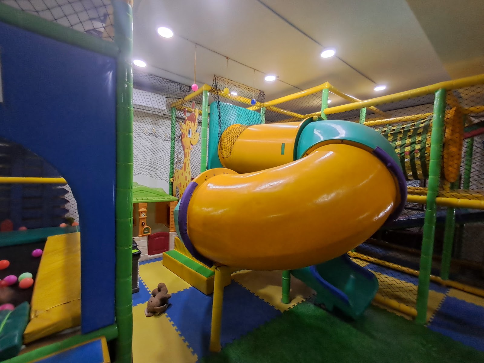 Hurray Kids Play Zone — Banquet Hall in Whitefield, Bangalore (on-site parking, in-house decoration, bar service available, 4.2★ rated) — photo 2