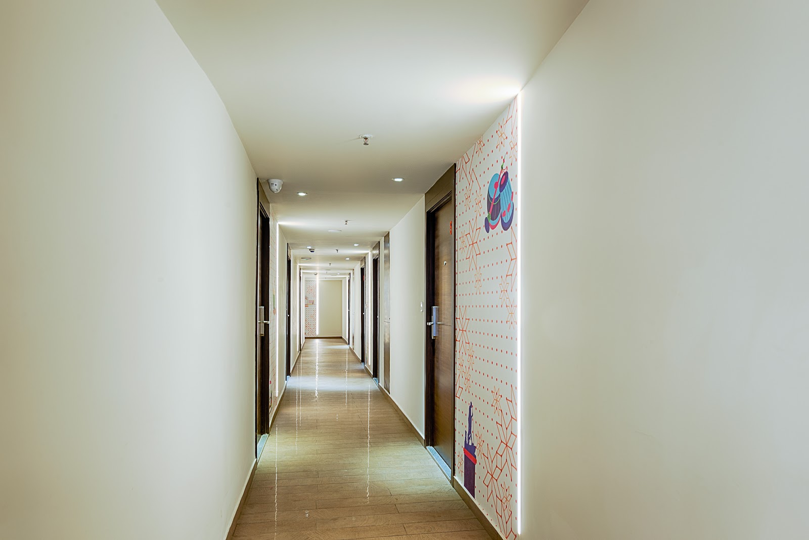 The Belstead Hotel — Banquet Hall in Nungambakkam, Chennai (on-site parking, in-house decoration, bar service available, 200–350 guest capacity) — photo 4