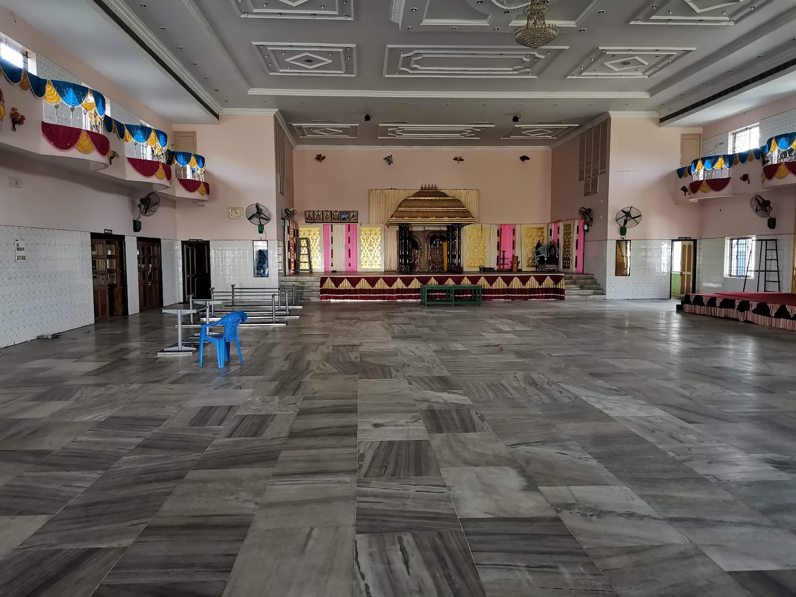 Sri Ganesh Thirumana Mandapam — Banquet Hall in Pammal, Chennai (on-site parking, in-house decoration, DJ permitted, bar service available) — photo 3