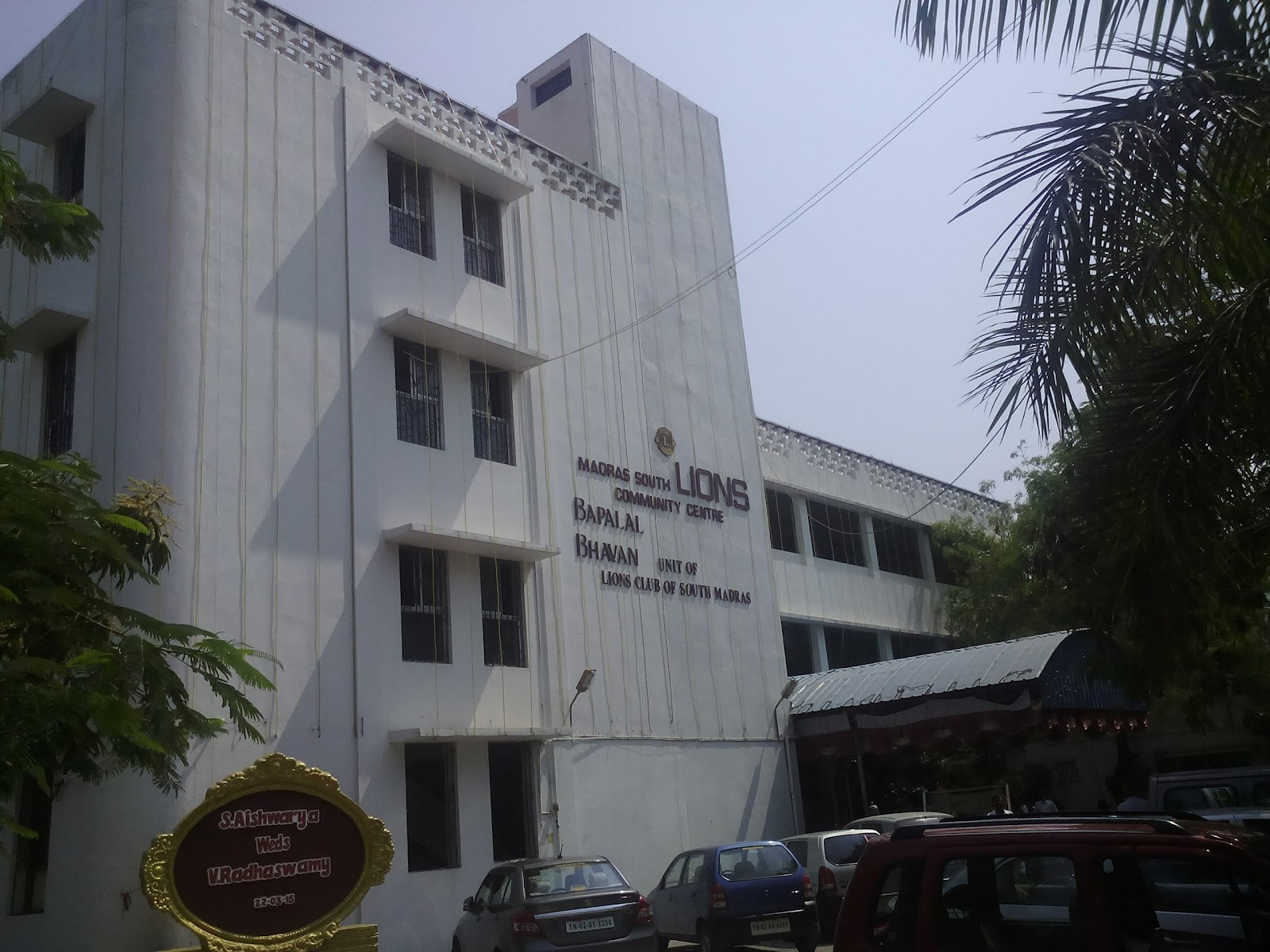 Bapalal Bhavan — Banquet Hall in Chennai (on-site parking, in-house decoration, DJ permitted, bar service available)