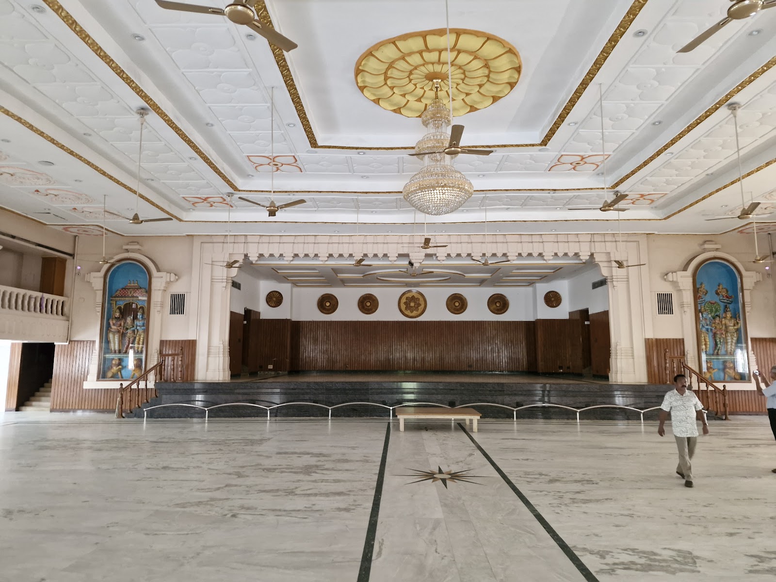 Rani Meyammai Hall — Banquet Hall in Egmore, Chennai (on-site parking, in-house decoration, DJ permitted, bar service available) — photo 4