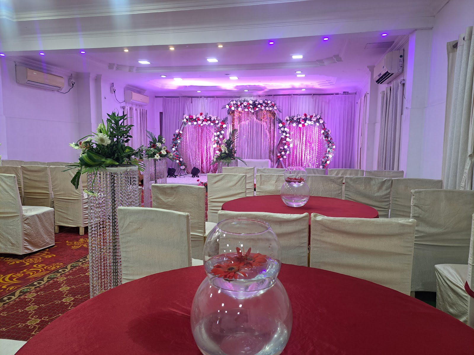 Friends Park Ammachi Party Hall — Banquet Hall in Valasaravakkam, Chennai (on-site parking, in-house decoration, bar service available, 300–450 guest capacity) — photo 4