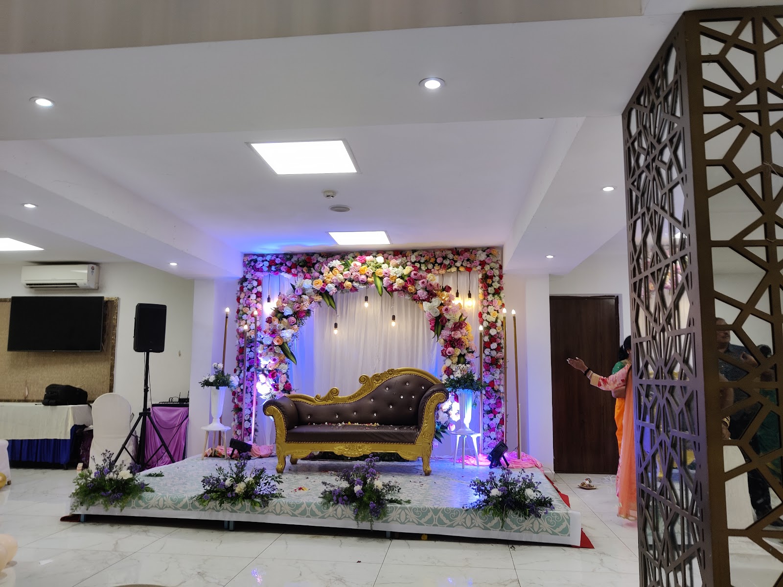 Firms Banquet Hall · Anna Nagar — Banquet Hall in Anna Nagar, Chennai (on-site parking, in-house decoration, bar service available, 300–500 guest capacity) — photo 3