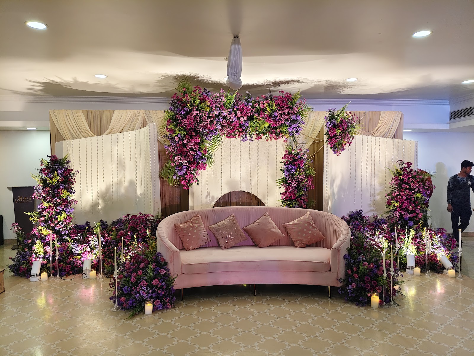 Mirth Banquet Hall — Banquet Hall in Anna Nagar, Chennai (on-site parking, in-house decoration, bar service available, 300–450 guest capacity) — photo 2