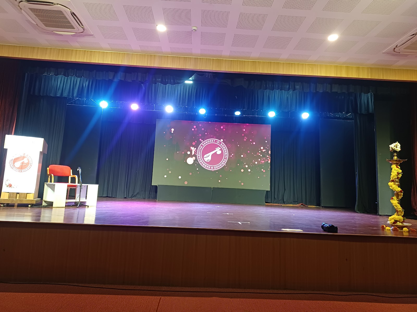 Viveka Auditorium — Banquet Hall in Jayanagar, Bangalore (on-site parking, in-house decoration, bar service available, 4.0★ rated) — photo 3