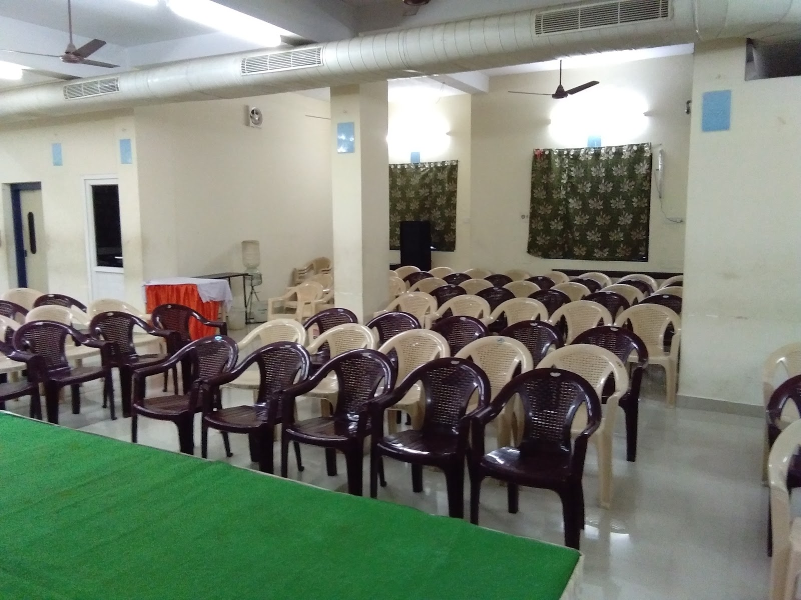 T R Mini Hall — Banquet Hall in Keelkattalai, Chennai (on-site parking, in-house decoration, bar service available, 100–150 guest capacity) — photo 4
