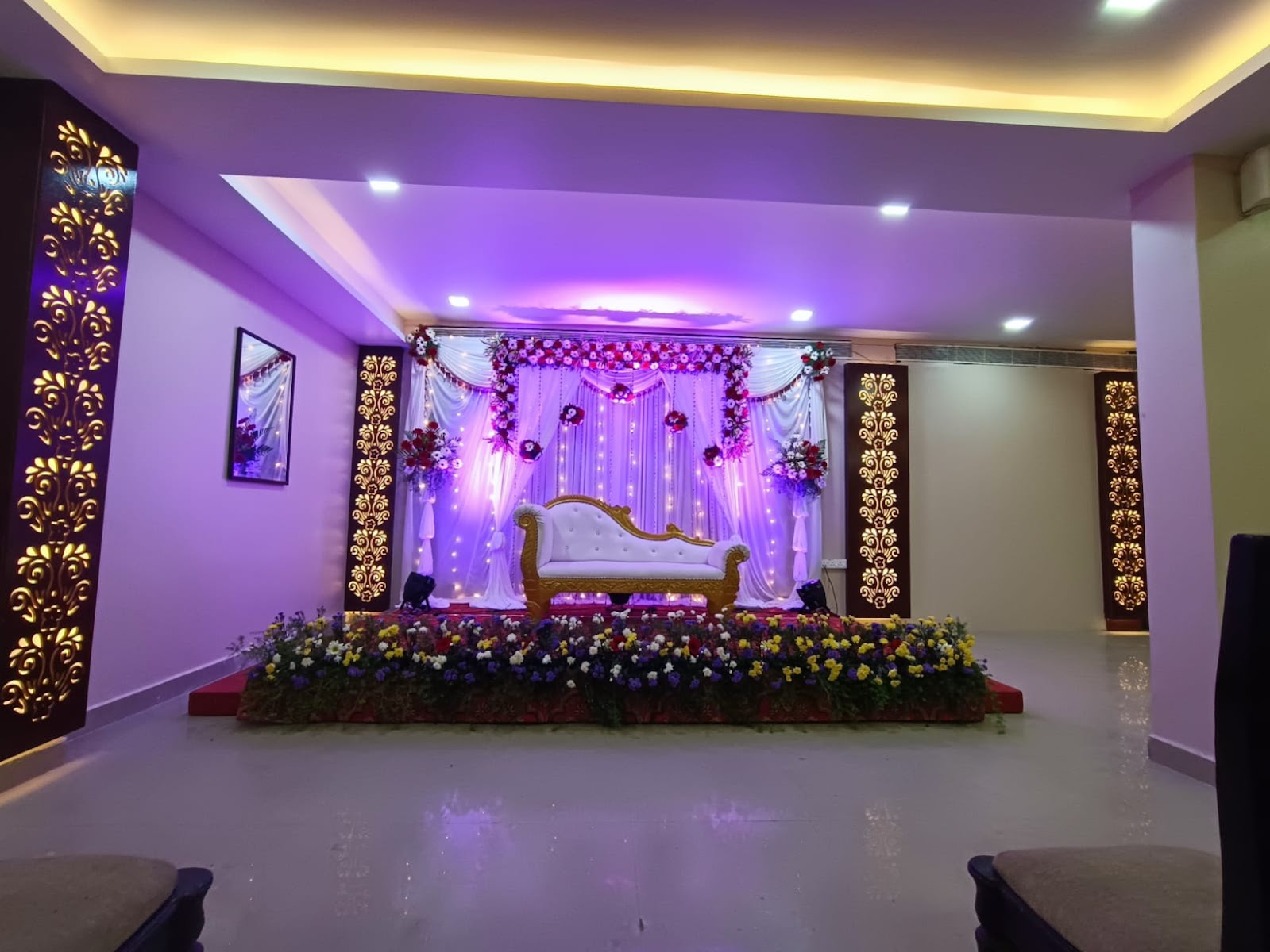 ARJ Party Hall — Banquet Hall in Anna Nagar, Chennai (on-site parking, in-house decoration, bar service available, 100–200 guest capacity) — photo 2