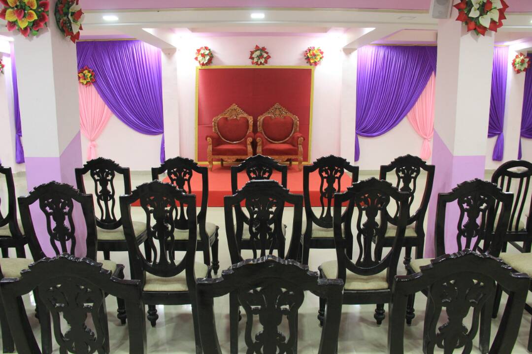 ARJ Party Hall — Banquet Hall in Anna Nagar, Chennai (on-site parking, in-house decoration, bar service available, 100–200 guest capacity) — photo 4