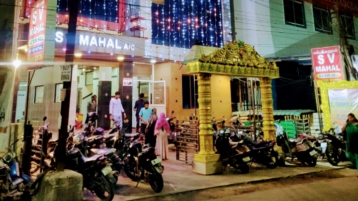 Sv Mahal — Banquet Hall in Chennai (on-site parking, in-house decoration, DJ permitted, bar service available)