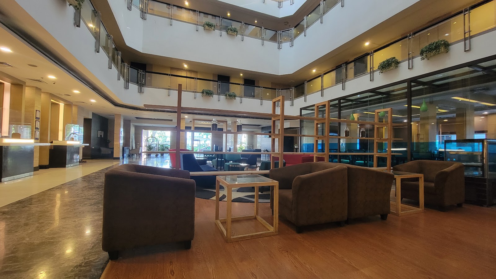 Abu Sarovar Portico — Banquet Hall in Kilpauk, Chennai (on-site parking, in-house decoration, outside catering allowed, bar service available) — photo 3