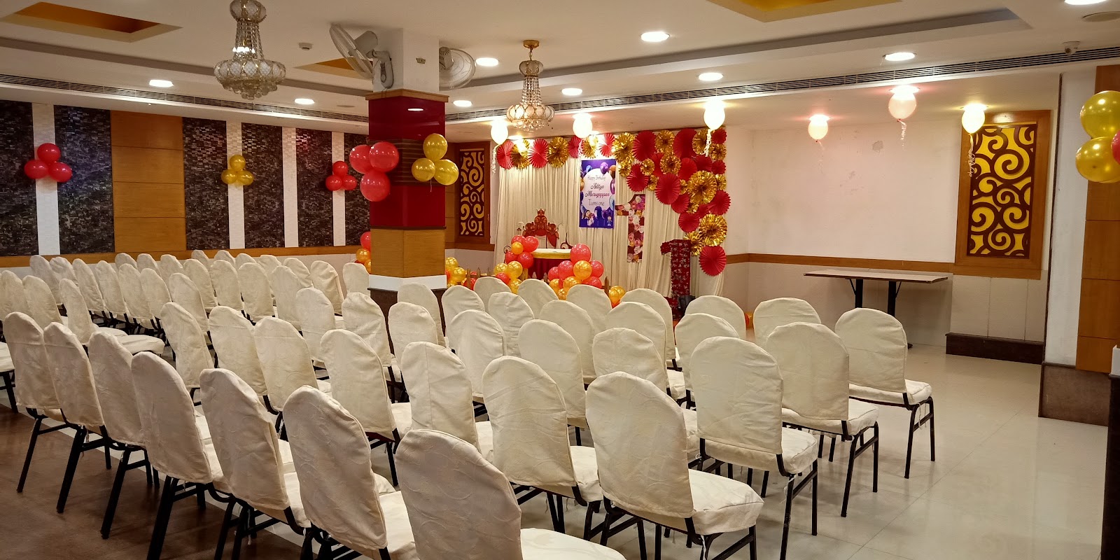 Loiee Party Hall — Banquet Hall in Selaiyur, Chennai (on-site parking, in-house decoration, outside catering allowed, bar service available) — photo 2
