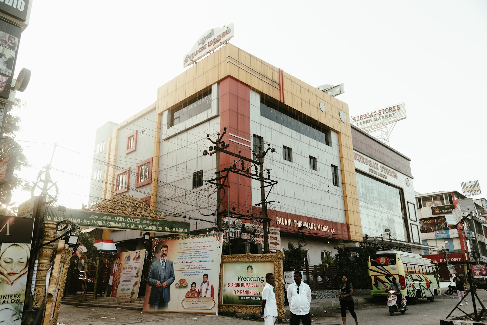 Palani Thirumana Mahal — Banquet Hall in Chennai (on-site parking, in-house decoration, DJ permitted, bar service available)
