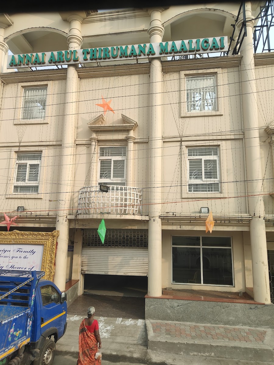 Annai Arul Thirumana Maaligai — Banquet Hall in Selaiyur, Chennai (on-site parking, in-house decoration, bar service available, 400–600 guest capacity) — photo 2