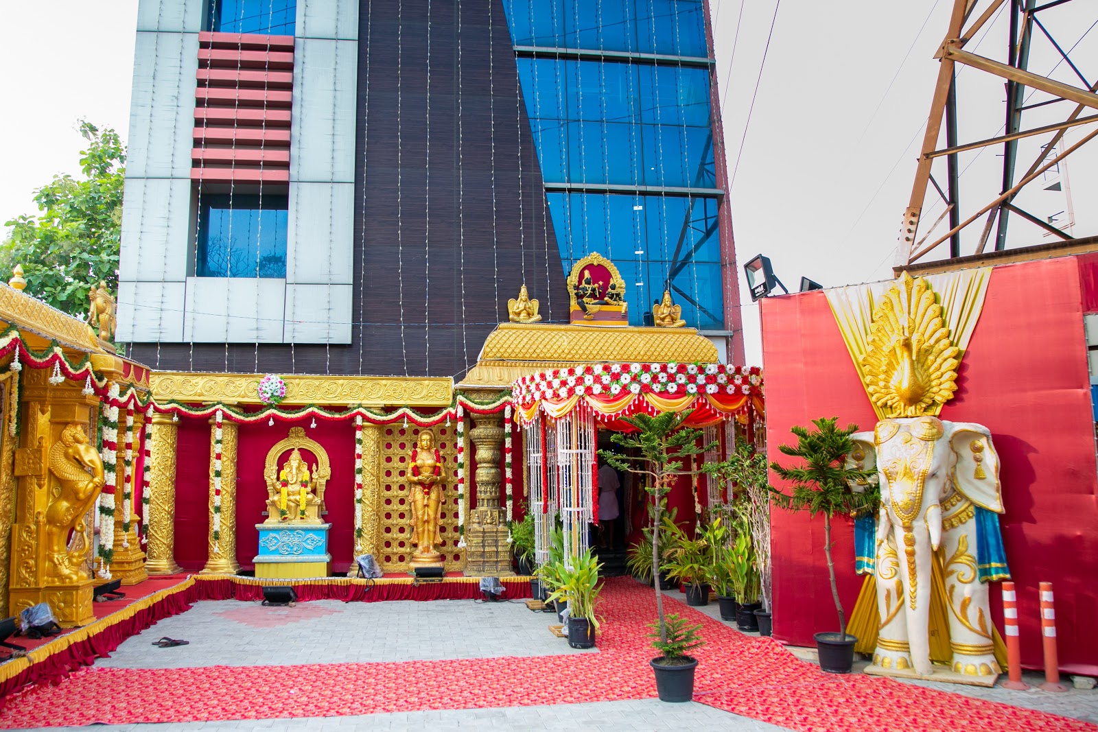 Suprabha Mahal — Banquet Hall in Mogappair, Chennai (on-site parking, in-house decoration, bar service available, 500–750 guest capacity) — photo 2