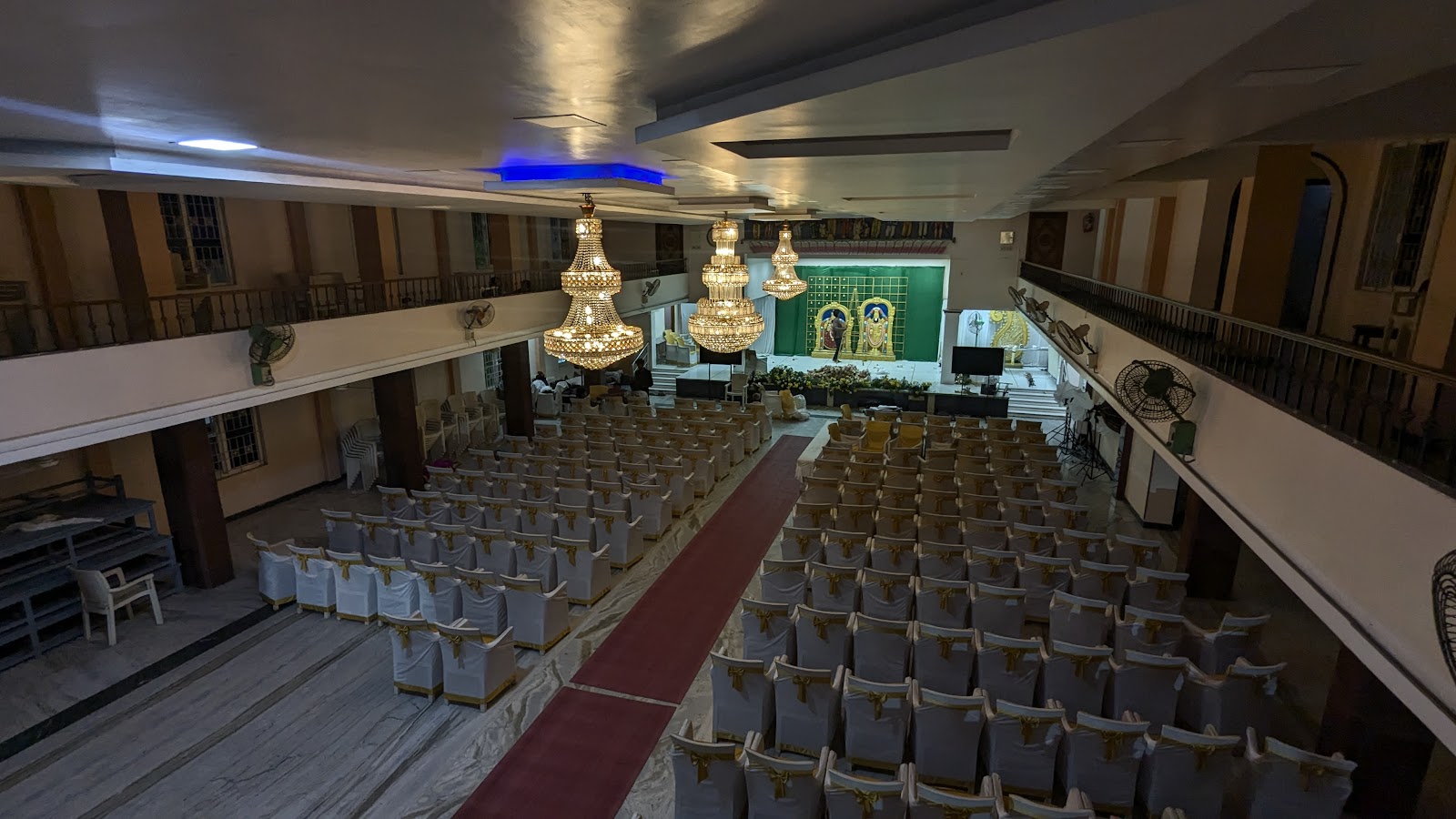 Shree Neelambal Mahal — Banquet Hall in Pallikaranai, Chennai (on-site parking, in-house decoration, bar service available, 900–1350 guest capacity) — photo 4