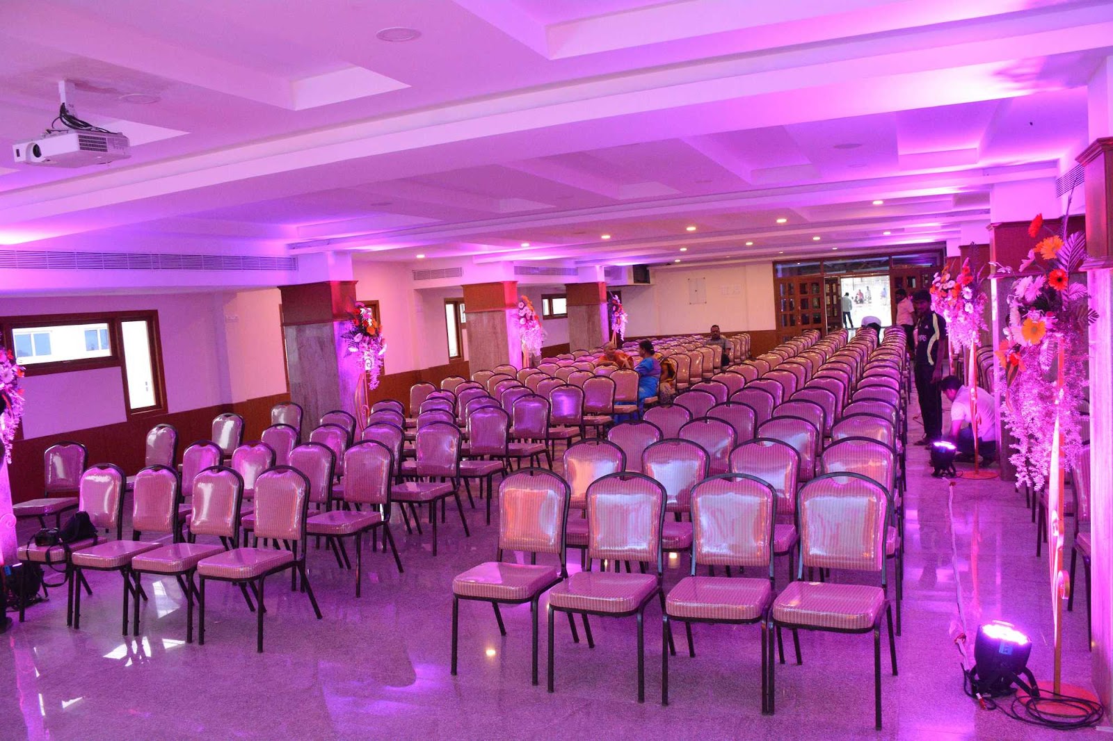 Kubera Banquets — Banquet Hall in Chennai (on-site parking, in-house decoration, bar service available, 250–400 guest capacity)