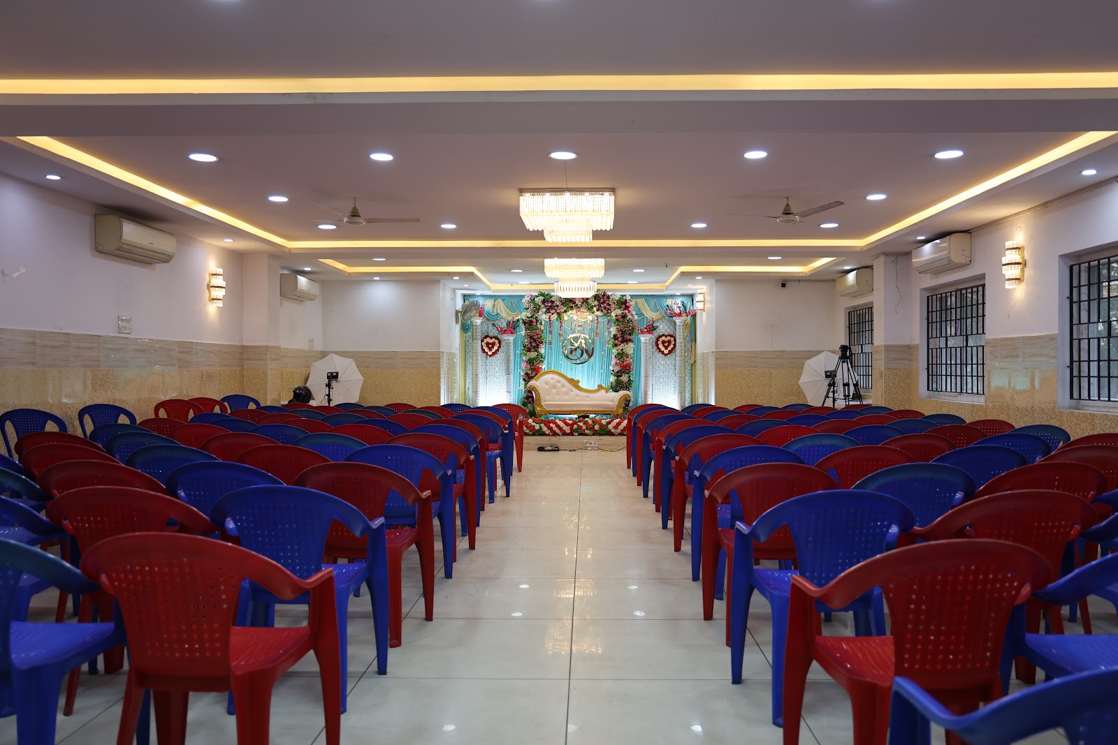 Beach view party hall — Banquet Hall in Palavakkam, Chennai (on-site parking, in-house decoration, DJ permitted, bar service available) — photo 3