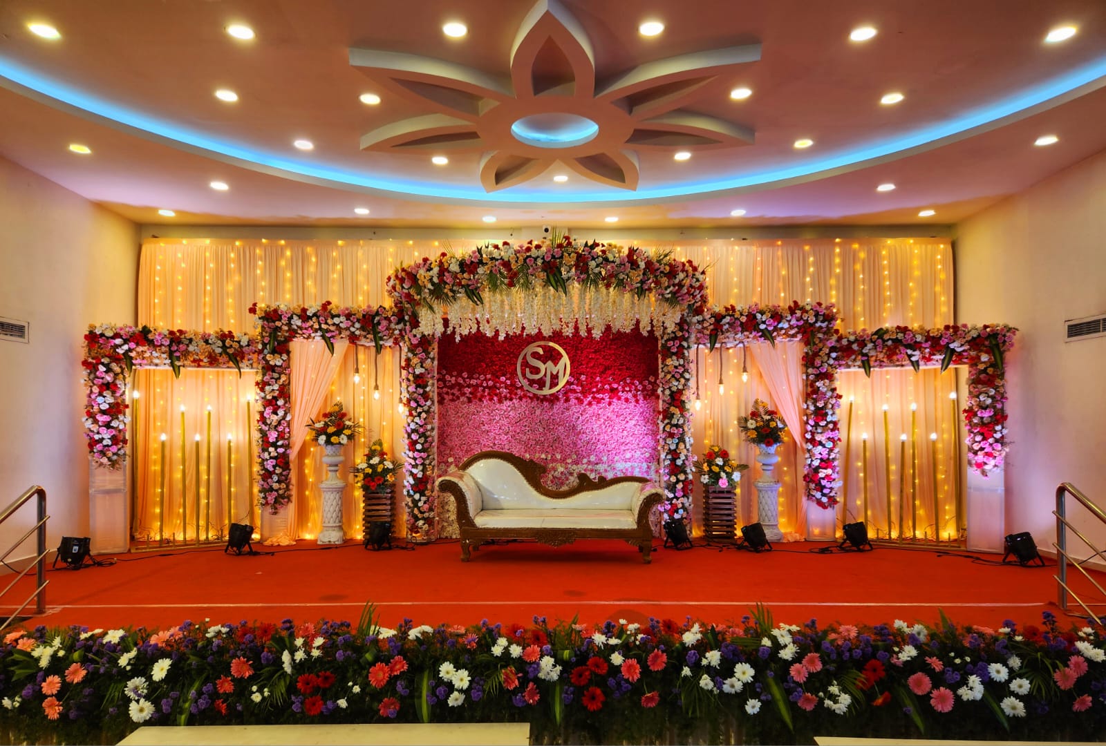 Surabhi Palace Wedding Hall — Banquet Hall in Chromepet, Chennai (on-site parking, in-house decoration, DJ permitted, bar service available)