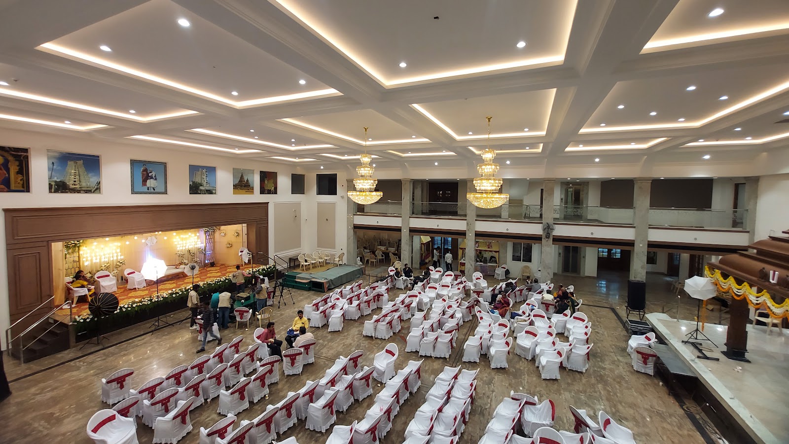Ethiraj Kalyana Mandapam — Banquet Hall in Alwarpet, Chennai (on-site parking, in-house decoration, DJ permitted, bar service available) — photo 2