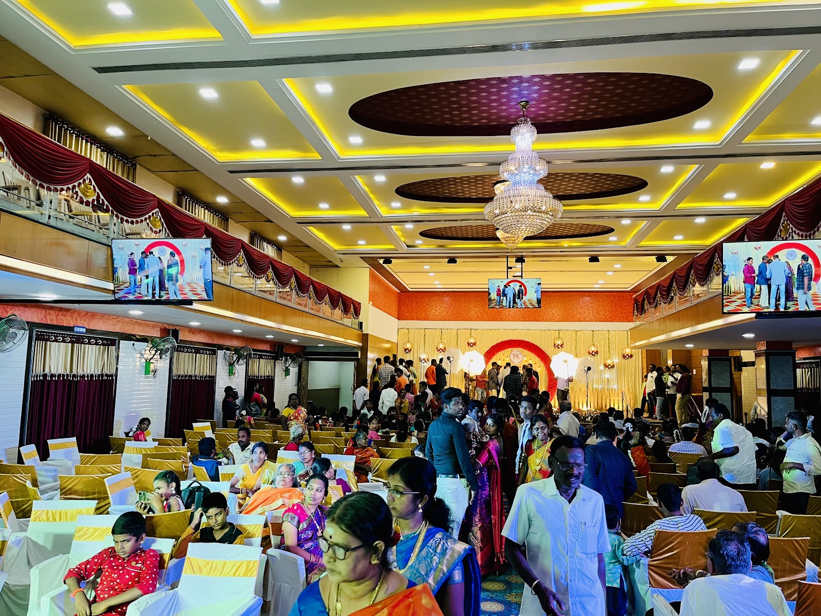 JJ Paradise Marriage Hall — Banquet Hall in Red Hills, Chennai (on-site parking, in-house decoration, DJ permitted, bar service available) — photo 2