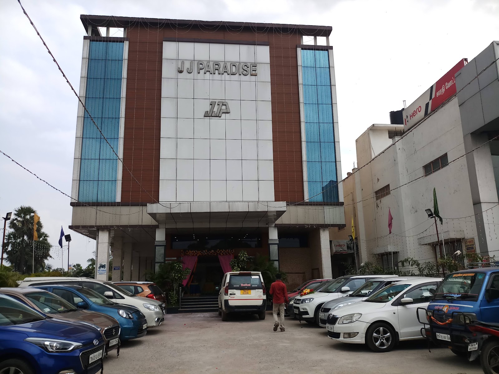 JJ Paradise Marriage Hall — Banquet Hall in Red Hills, Chennai (on-site parking, in-house decoration, DJ permitted, bar service available) — photo 3
