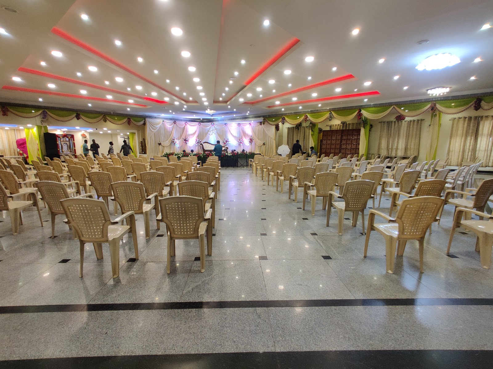 Shree Devi Mahal — Banquet Hall in Tambaram East, Chennai (on-site parking, in-house decoration, DJ permitted, bar service available) — photo 2