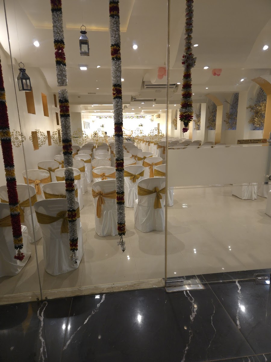 Vrm Gardens — Banquet Hall in Washermanpet, Chennai (on-site parking, in-house decoration, bar service available, 300–500 guest capacity) — photo 4