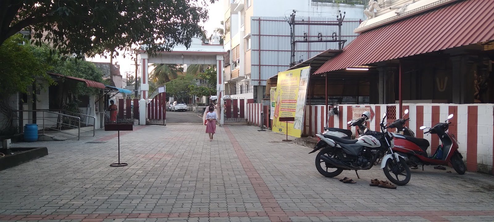 Sri Satari Bhavanam — Banquet Hall in Tambaram East, Chennai (on-site parking, in-house decoration, DJ permitted, bar service available) — photo 4