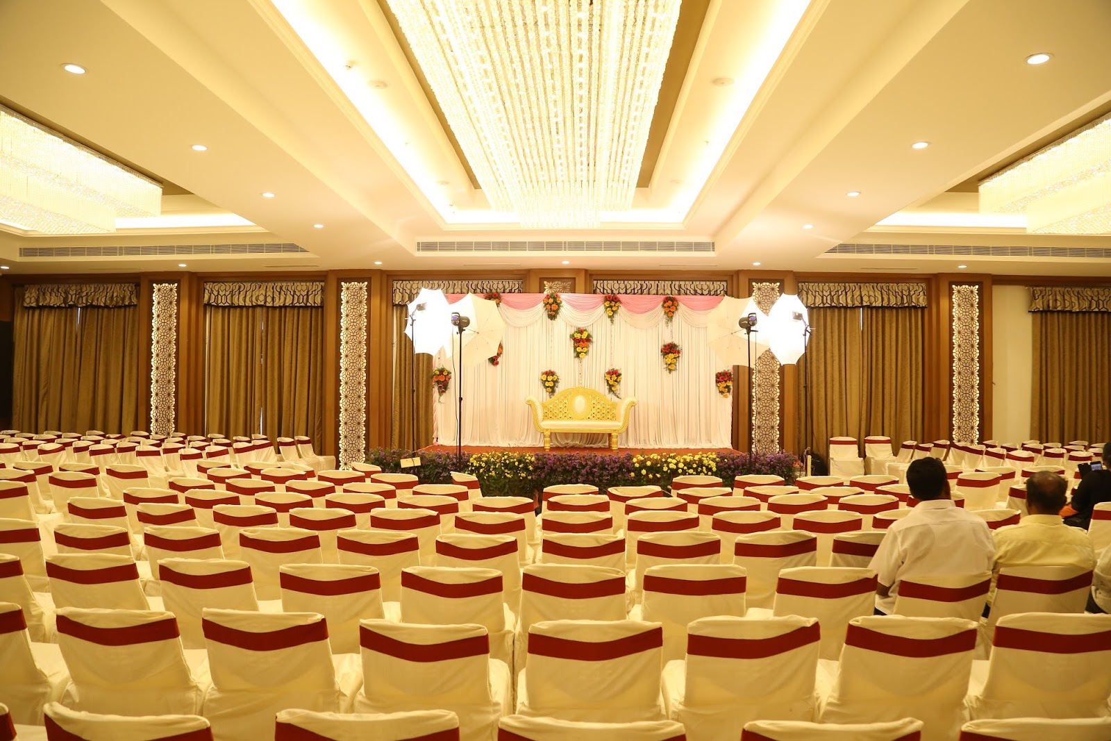Ruckmani Ramjee Convention Halls — Banquet Hall in Porur, Chennai (on-site parking, in-house decoration, DJ permitted, bar service available) — photo 2