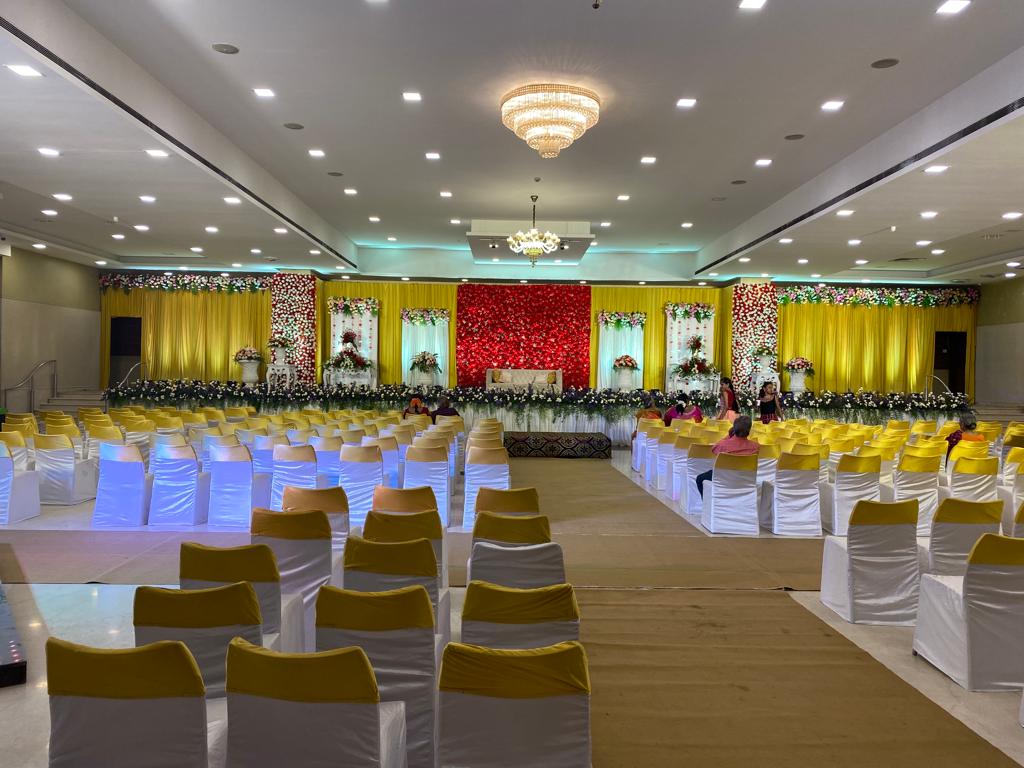 Sree Varaaham Hall — Banquet Hall in Koyambedu, Chennai (on-site parking, in-house decoration, DJ permitted, bar service available) — photo 2