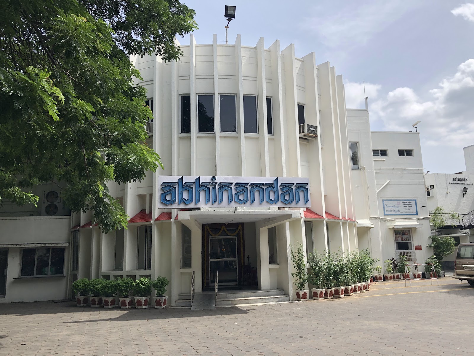 Madras Hotel Ashoka — Banquet Hall in Egmore, Chennai (on-site parking, in-house decoration, outside catering allowed, bar service available) — photo 3